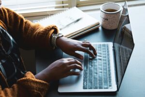 Tools for Writing Online Course from Daniel Thomas Unsplash