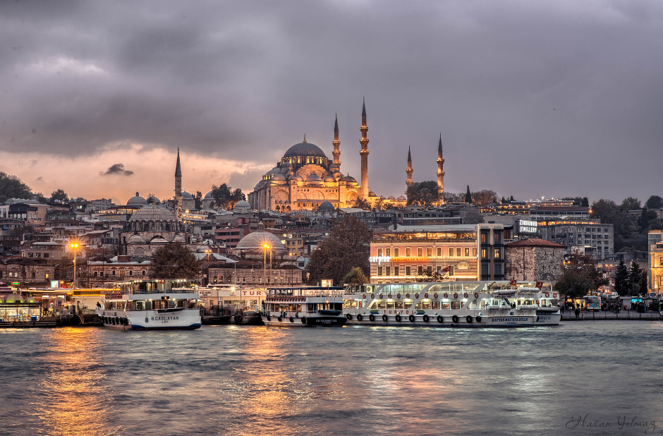 Photo from the water of Istanbul, Turkey (from Canva)